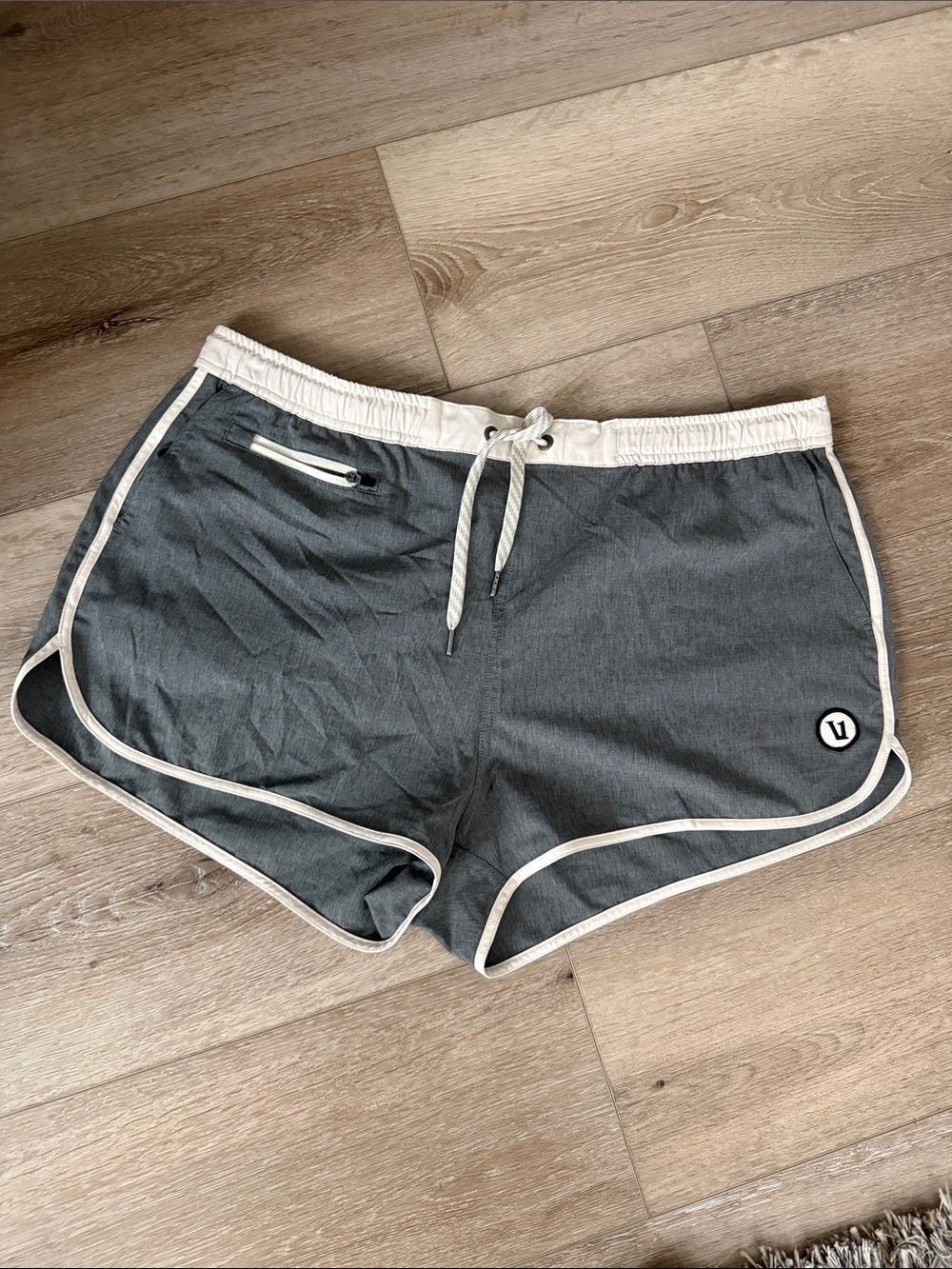 Vuori Charcoal Gray Athletic Shorts with Cream Trim